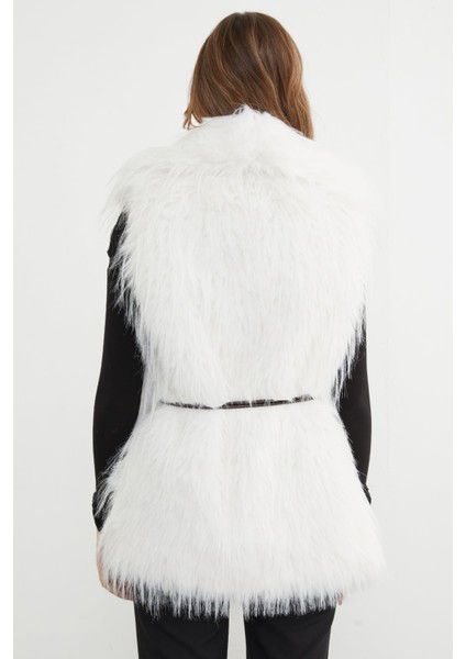 Kemer Detaylı Suni Kürk Yelek