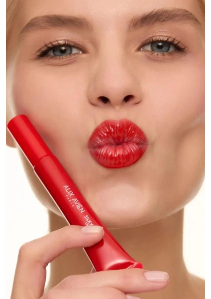 Koruyucu, Dolgunlaştırıcı, Nemlendirici Kırmızı Dudak Parlatıcısı - Silky Care Kılıf ve Lipgloss Set