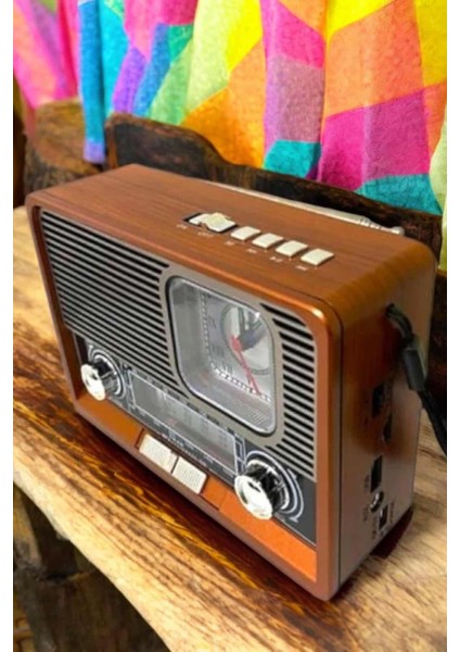 Ahşap Görünümlü Retro Bluetooth Radyo Usbaux ve Sd Kart Girişli - MR000K-1FS6F4 modelleri