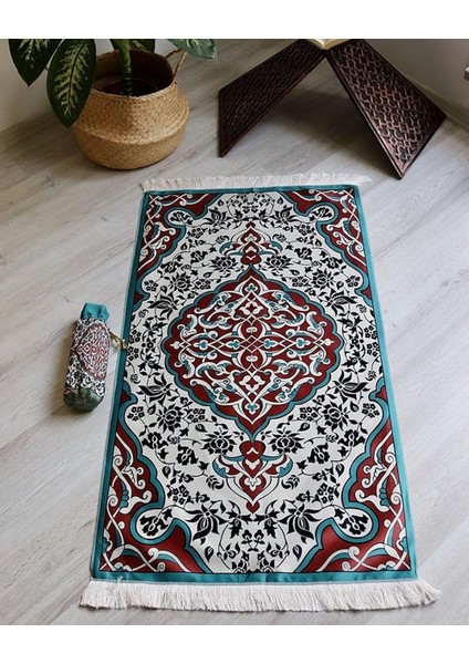 Halı Desenli Ipek Dokulu Keseli Seccade Çok Renkli