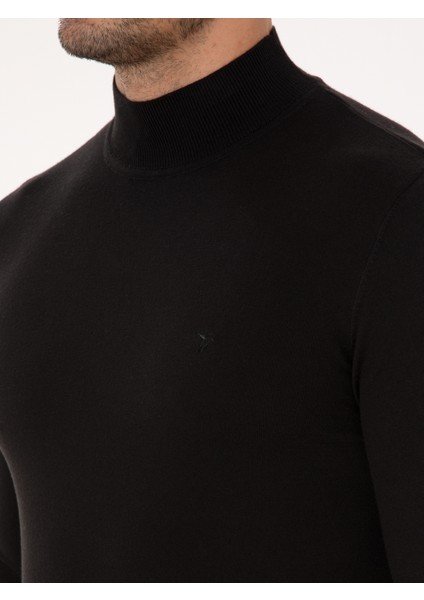 Erkek Siyah Slim Fit Pamuk Karışımlı Yarım Balıkçı Yaka Basic Triko Kazak 50318619-VR046