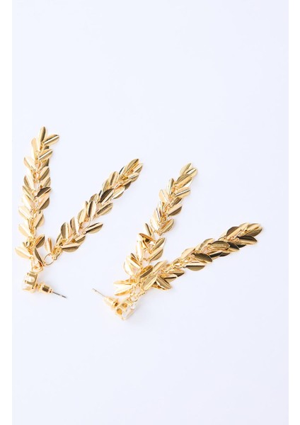 Altın Rengi Parlak Sallanan Küpe modelleri