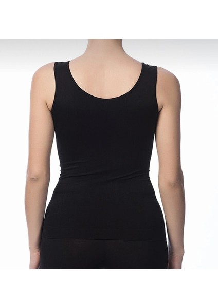 Kalın Askılı Likralı Dikişsiz Kadın Atlet – Yumuşak ve Rahatsız Etmeyen Esnek Kumaş