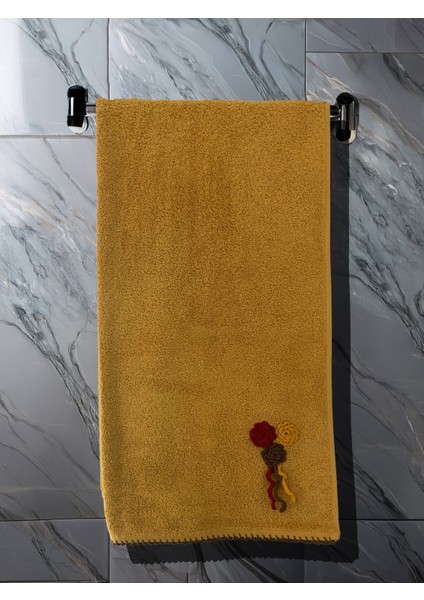 Çiçek Motifli, Kedi Tırnağı Oyalı, Yumuşak Dokulu Pamuklu Vücut Havlusu | Sarı |70x130 cm