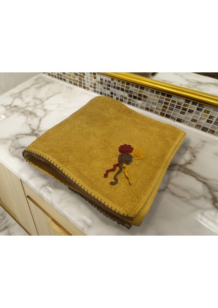 Çiçek Motifli, Kedi Tırnağı Oyalı, Yumuşak Dokulu Pamuklu Vücut Havlusu | Sarı |70x130 cm modelleri