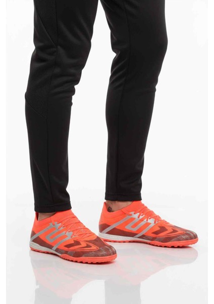 Kırmızı-Gümüş Hafif Erkek Halı Saha Ayakkabısı MH-252-149 M modelleri