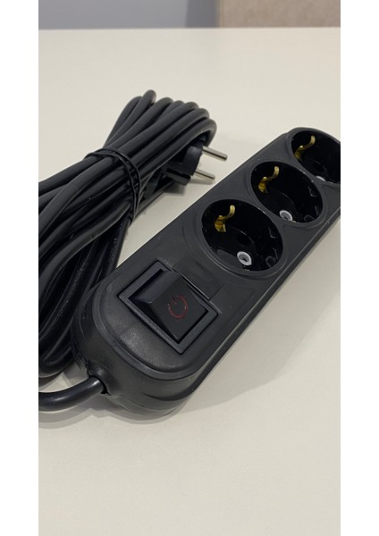 Akım Korumalı 3'lü Priz 5 Metre Çocuk Korumalı Anahtarlı fiyatları