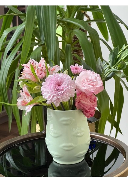 Rengarenk Lipsy Dudaklı Vazo indirimleri