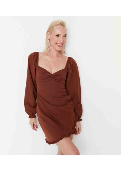 Koyu Kahverengi Kalp Yaka Büzgü Detay Elbise modelleri