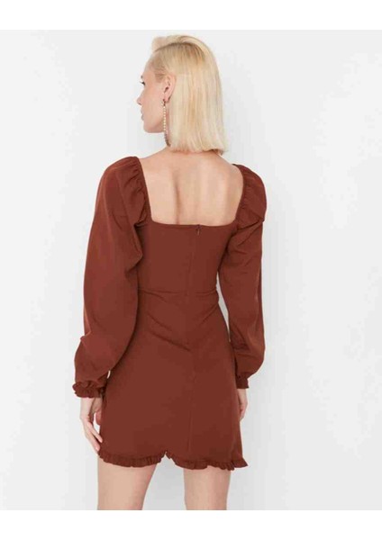 Koyu Kahverengi Kalp Yaka Büzgü Detay Elbise indirimleri