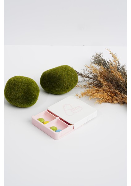 Çanta Boy 4 Bölmeli Hap Kutusu | Kompakt ve Şık Hap Saklama Kabı Açık Pembe fiyatları