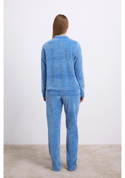Uzun Kollu Fermuarlı Kadife Sweatshirt ve Pantolon Pijama Takımı modelleri