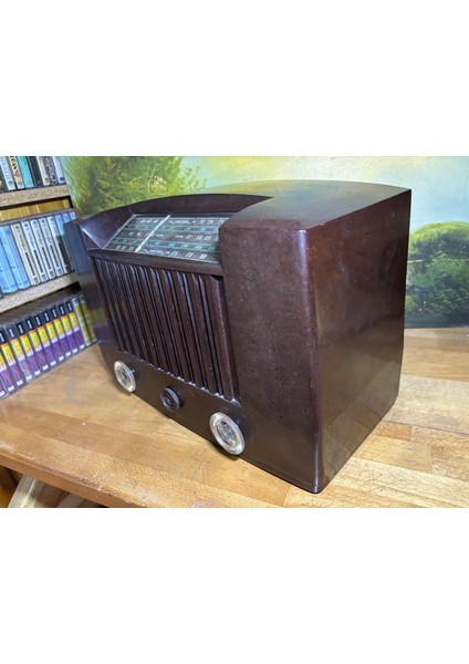 Amerikan Rca Lambalı Radyo 41 cm 18 cm 26,5 cm Ölçülerinde - Çalışmaktadır Fakat Fm Yoktur. fiyatları
