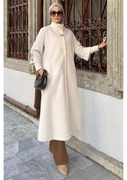 7958 Kol Ucu Ribana Detaylı Metal Düğmeli Kaşe Kaban