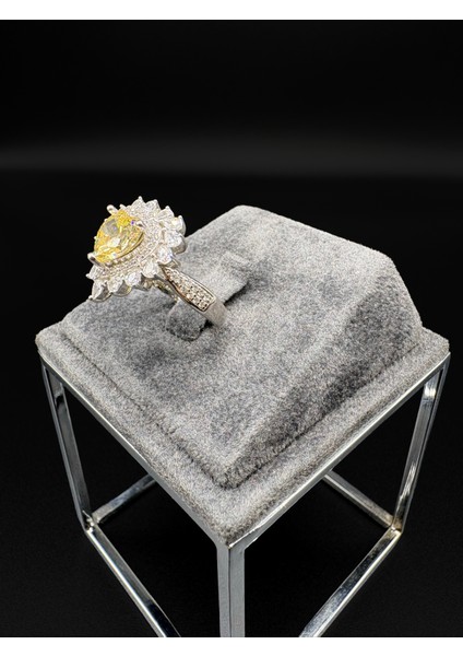 Gümüş Sitrintaşlı Yüzük indirimleri