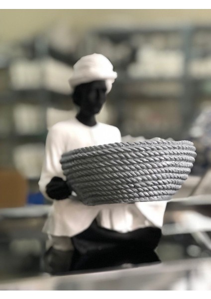 Sepetli Adam Orta Boy Meggdecor