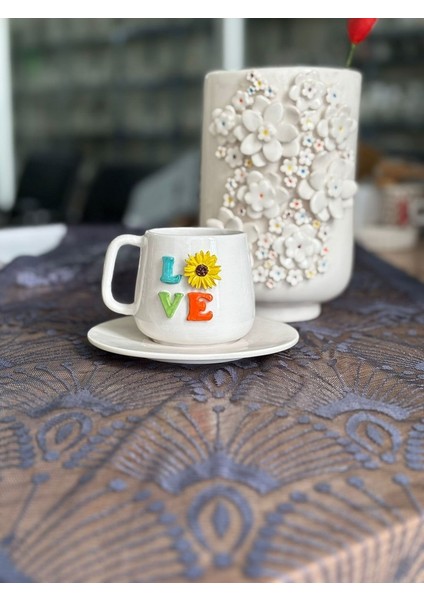 240ML Love Çiçek Kabartma Tabaklı Kupa fiyatları