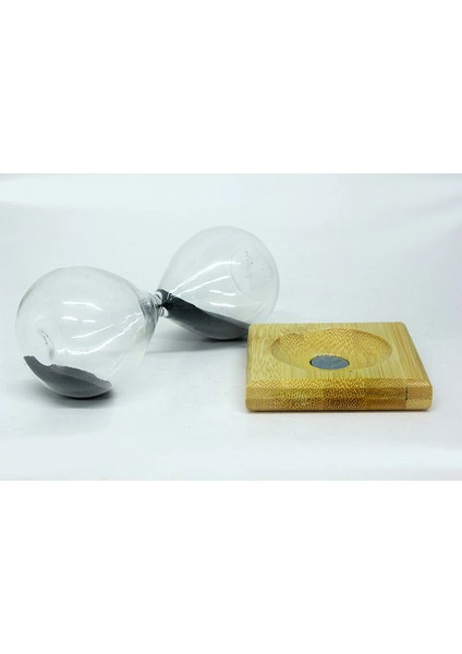 Mıknatıslı Manyetik Kum Saati Ahşap Standlı modelleri