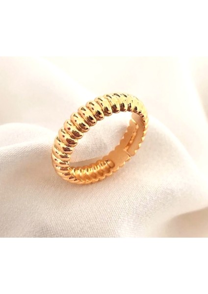 Altın Renk Vintage Burgu Yüzük