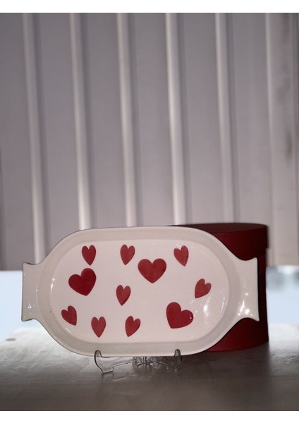 1 Adet Büyük Küçük Kalpli 28*15CM Seramik Tutacaklı Tepsi fiyatları