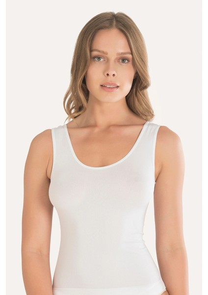 Kalın Askılı Likralı Dikişsiz Kadın Atlet – Yumuşak ve Rahatsız Etmeyen Esnek Kumaş fiyatları