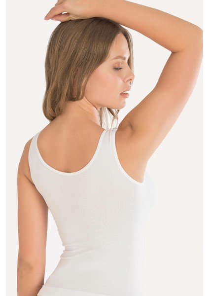 Kalın Askılı Likralı Dikişsiz Kadın Atlet – Yumuşak ve Rahatsız Etmeyen Esnek Kumaş fırsatları