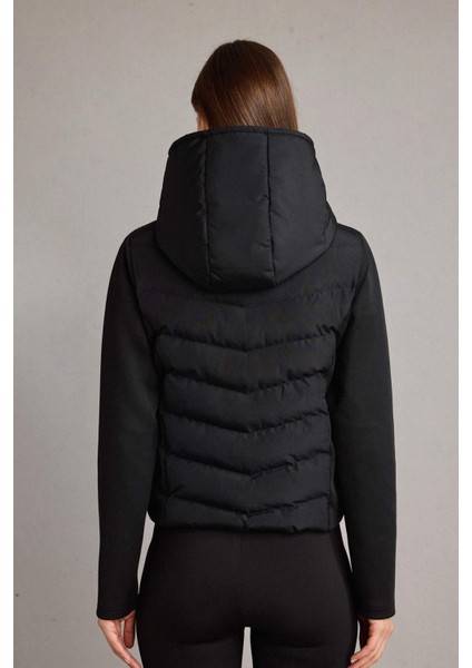 Rüzgar Geçirmez Regular Fit Kapüşonlu Fermuarlı MONT G8257AX25WN indirimleri