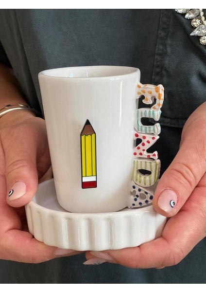 El Yapımı Isimli Kalem Figürlü Fincan