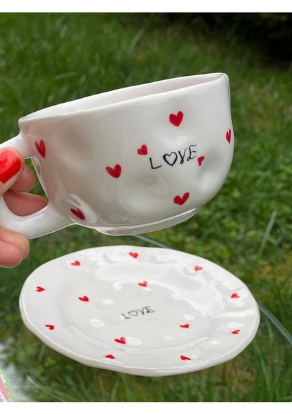 Şekilsiz 300ML Kalpli Love Yazılı Kupa modelleri