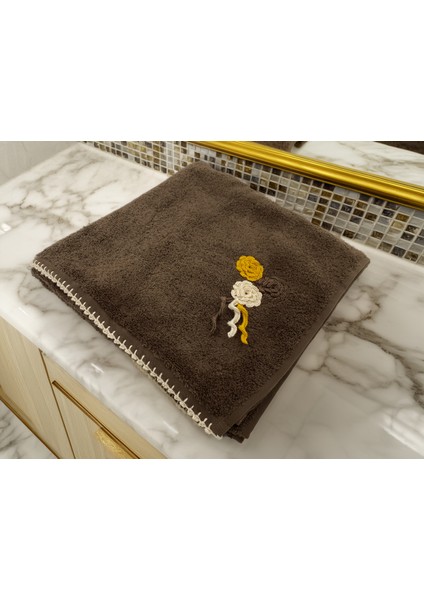 Çiçek Motifli, Kedi Tırnağı Oyalı, Yumuşak Dokulu Pamuklu Vücut Havlusu | Kahverengi |70x130 cm modelleri