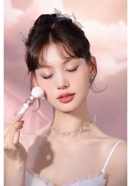 Midsummer Fairytales Lüks Yüz ve Allık Fırçası fırsatları