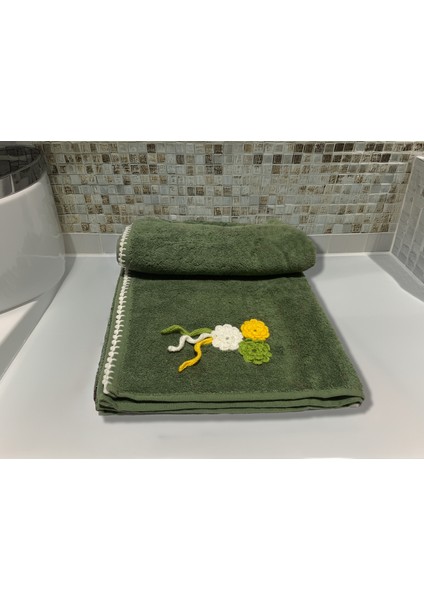 Çiçek Motifli, Kedi Tırnağı Oyalı, Yumuşak Dokulu Pamuklu Vücut Havlusu | Yeşil |70x130 cm fırsatları