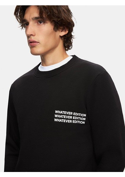 Uzun Kollu Sıfır Yaka Slogan Baskılı Siyah Sweatshırt