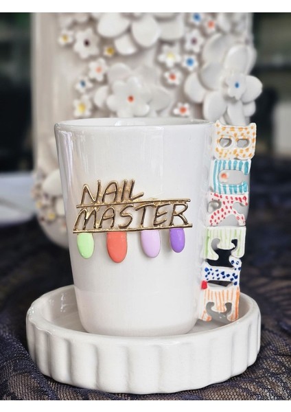 El Yapımı Isimli Nail Masterlara Özel Figürlü Fincan
