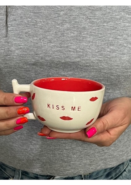 decor Özel Dudaklı Kiss Me Kupa