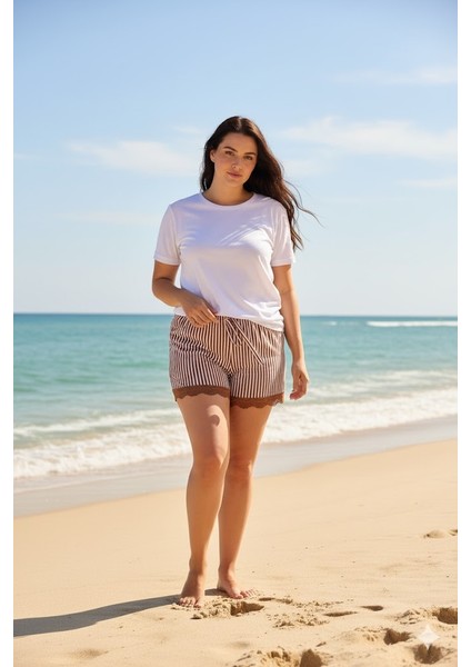 Çizgili Penye Kadın Ev Şortu Bacak Dantel Detaylı Ev Giyim Kahverengi fırsatları