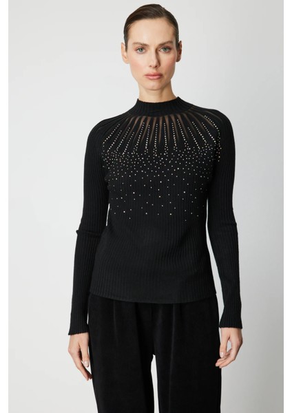 Önü Taşlı Dik Yaka Triko Kazak 60388-26K