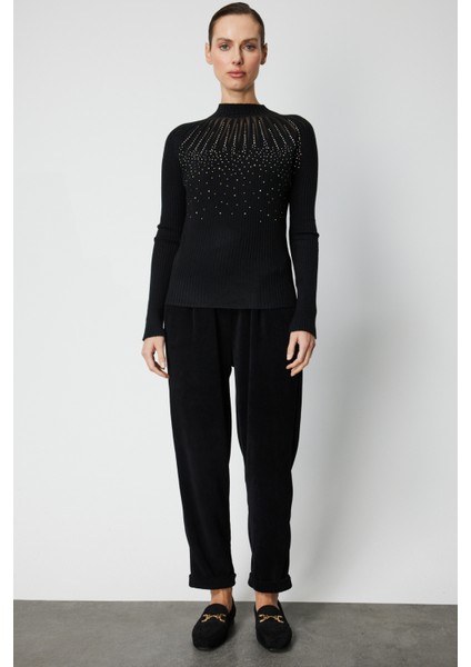 Önü Taşlı Dik Yaka Triko Kazak 60388-26K modelleri