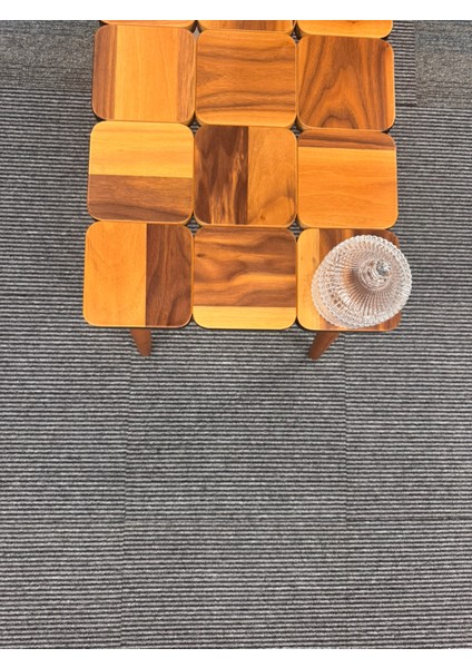 Karo Halı- River Line 02 ( 1 Karo: 50 x 50 cm | 1 Paket: 8 m² )