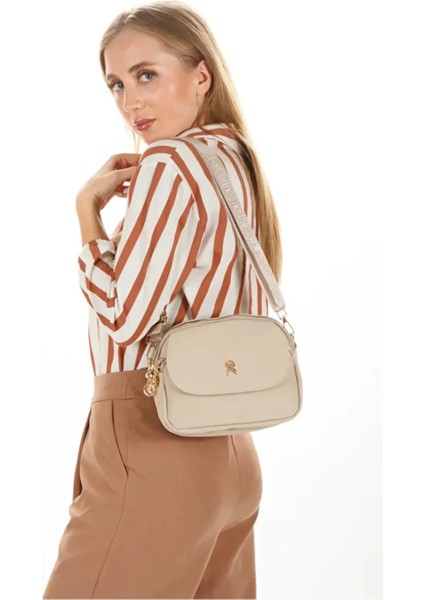 Kaliteli Saten Doku Kol Çantası 22X17X9 fırsatları