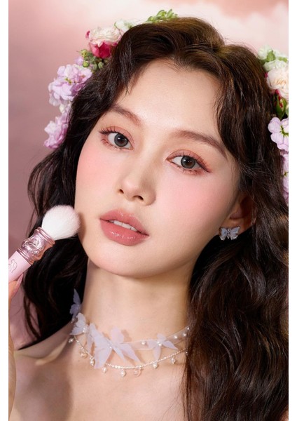 Midsummer Fairytales Lüks Yüz ve Allık Fırçası modelleri