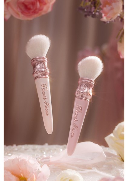 Midsummer Fairytales Lüks Yüz ve Allık Fırçası fırsatları