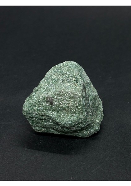 Fuksit Ham Doğaltaş