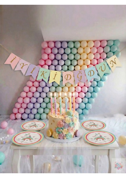 Unicorn Konsept Parti Seti – Makaron Balon 50’li + Banner + Unicorn Tabak + Spiral Makaron Mum