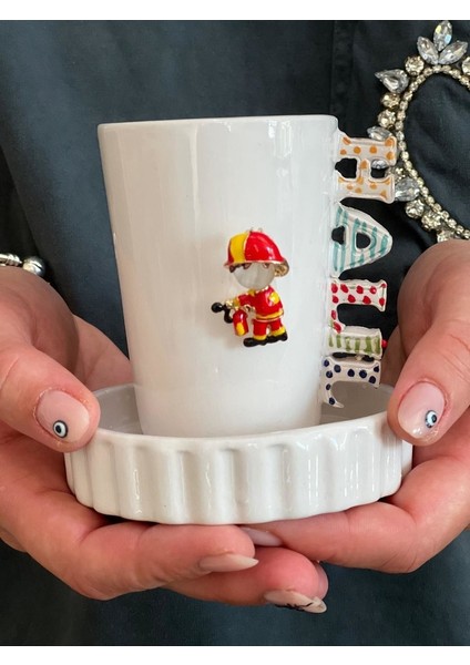 El Yapımı Isimli Itfaiyecifigürlü Fincan