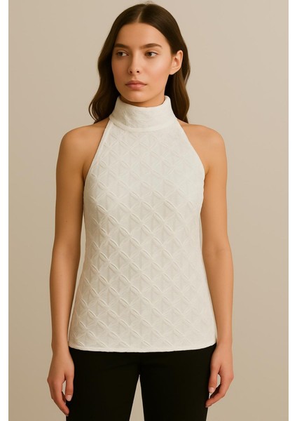 Halter Yaka Balıkçı Hafif Transparan Dar Fit Kolsuz Bluz-Beyaz