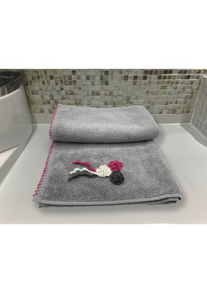 Çiçek Motifli, Kedi Tırnağı Oyalı, Yumuşak Dokulu Pamuklu Vücut Havlusu |gri |70X130 cm fiyatları