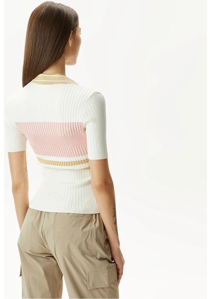 Kadın Slim Fit Renk Bloklu Beyaz Triko fiyatları