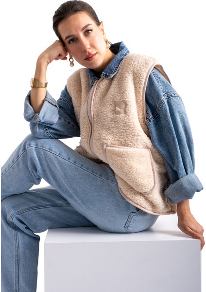 Fermuarlı Peluş Yelek - C602 fırsatları