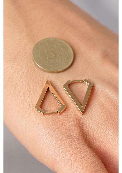 14 Ayar Altın Üçgen Tasarım Küpe indirimleri